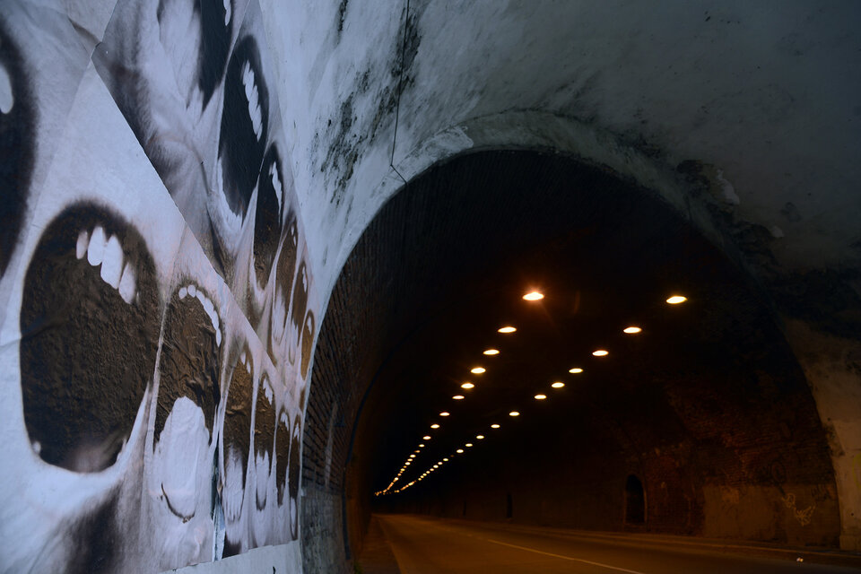 “Bocanada”, nombre de la obra en la entrada del túnel Illia. (Fuente: Andres Macera)