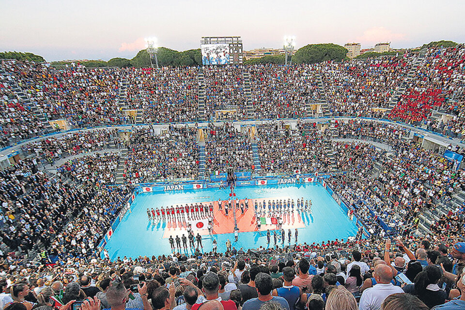 El partido inaugural del Mundial se jugó al aire libre en el Foro Itálico de Roma. (Fuente: EFE)