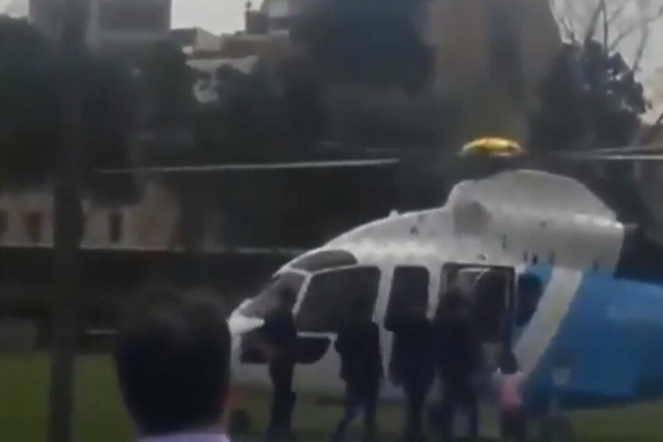 Macri sube con su hija al helicóptero presidencial (Fuente: Captura de pantalla)