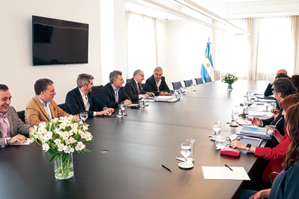 El presidente Mauricio Macri participó ayer de última reunión de gabinete antes de viajar a Estados Unidos.