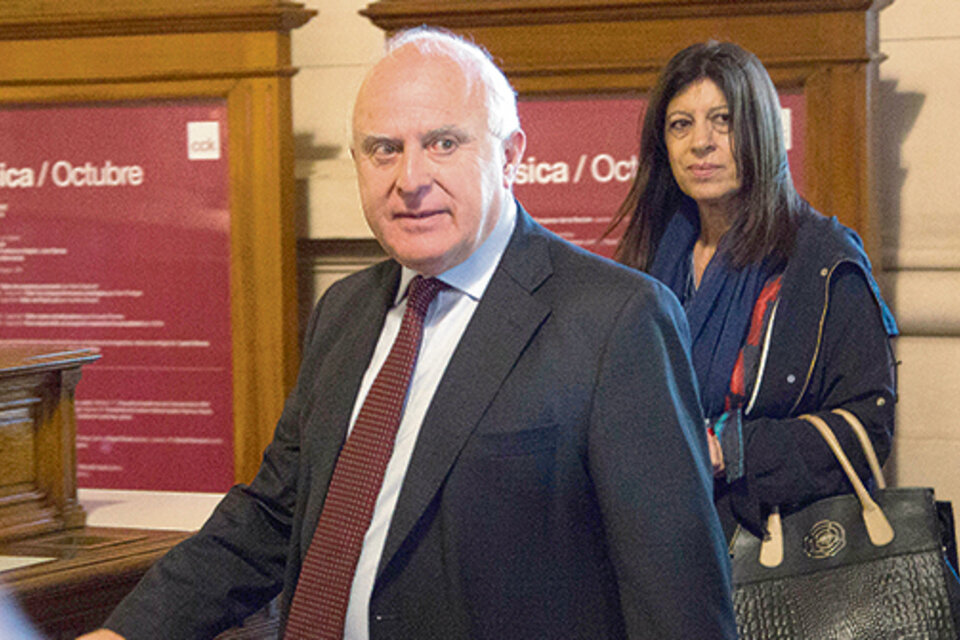 Miguel Lifschitz aseguró que Santa Fe no acompañará el ajuste que promueve la Casa Rosada. (Fuente: NA)