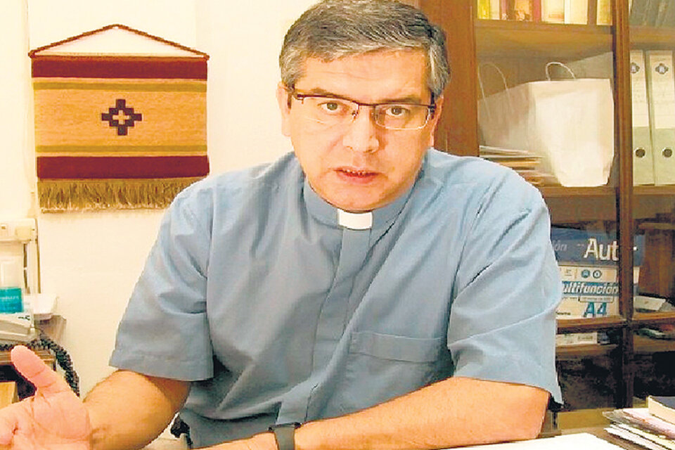 El vicario José “Pepe” Díaz, con su teoría oscurantista sobre la homosexualidad.
