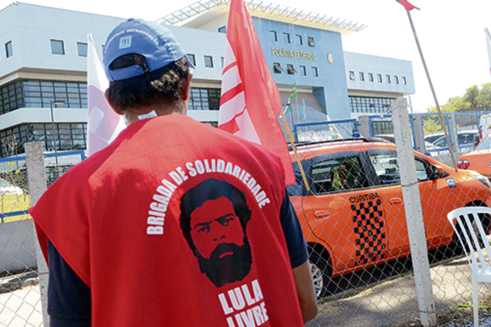 Desde que fue confinado en el edificio de la Policía Federal de Curitiba, Lula no pudo hacer declaraciones. (Fuente: DPA)
