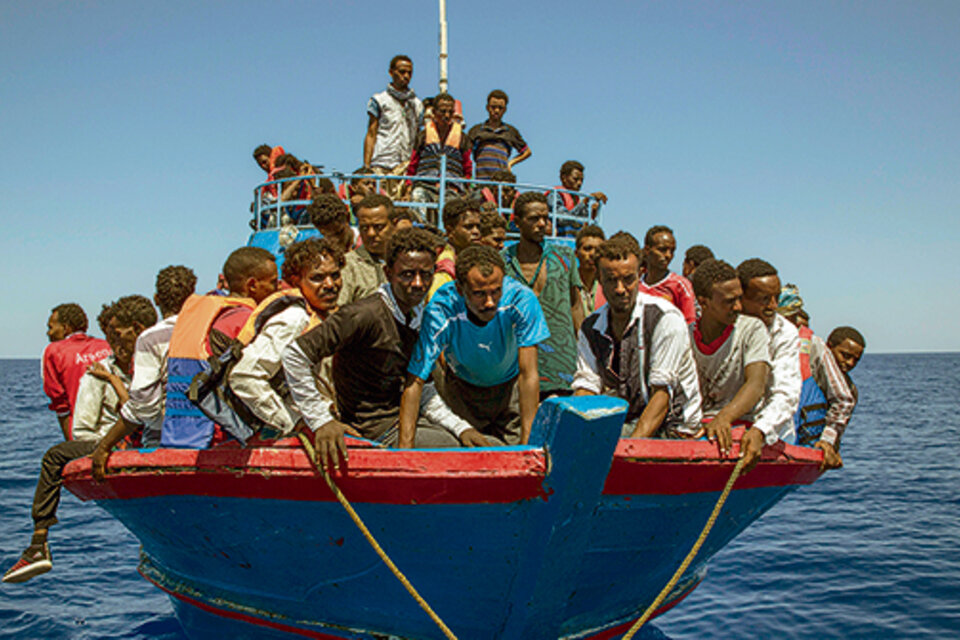Aumentarán los controles pese a que se redujo el número de migrantes que llegan a las costas europeas.