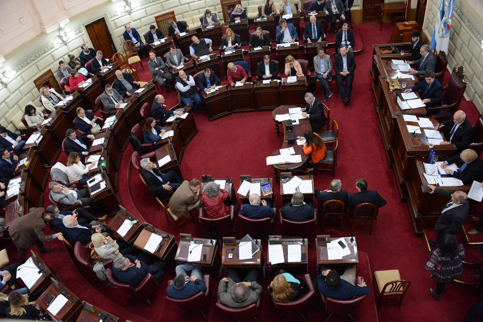 La Asamblea Legislativa aprobó ayer los diez pliegos que envió el gobierno.