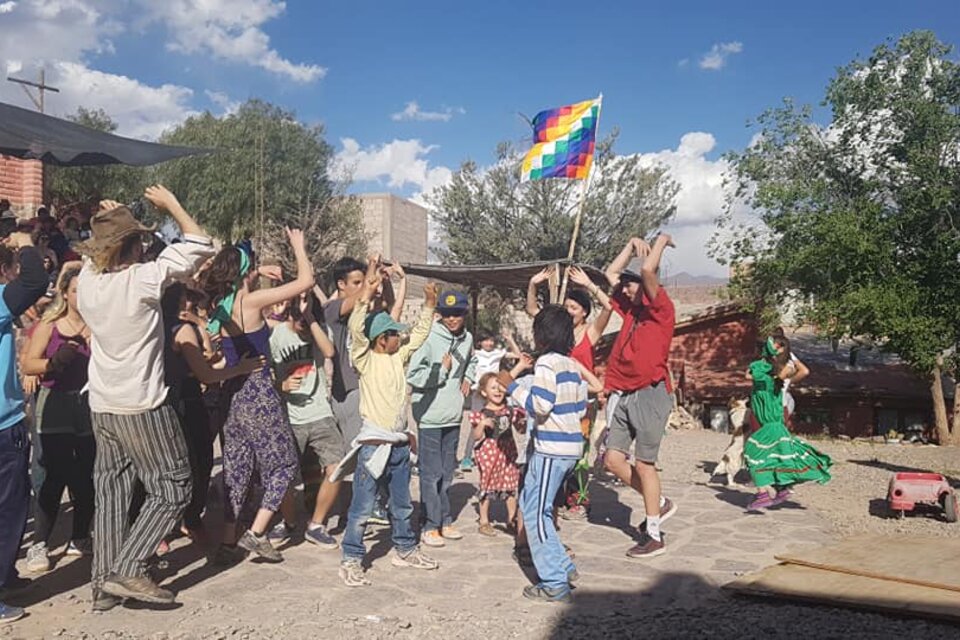 En el Tantanakuy se multiplicaron los talleres, las charlas sobre cultura norteña y las actuaciones artísticas.