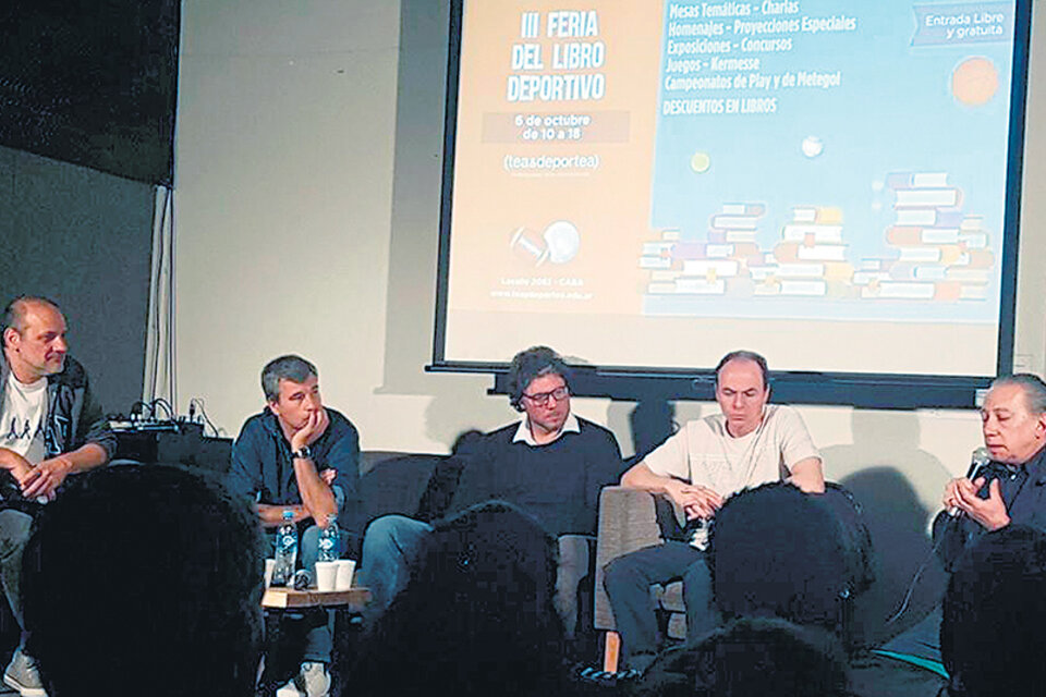 Claudio Gómez, Miguel Bossio, Juan Antonio Abdala, Adrián De Benedictis y Carlos Irusta, autores de libros deportivos publicados este año.