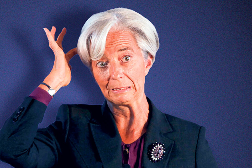 Christine Lagarde, titular del FMI. Los escenarios pesimistas de junio fueron superados por la realidad. Esta vez advierten sobre un probable colapso.