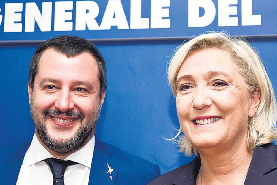 Salvini y Le Pen festejaron el triunfo de Bolsonaro en Brasil. (Fuente: AFP)