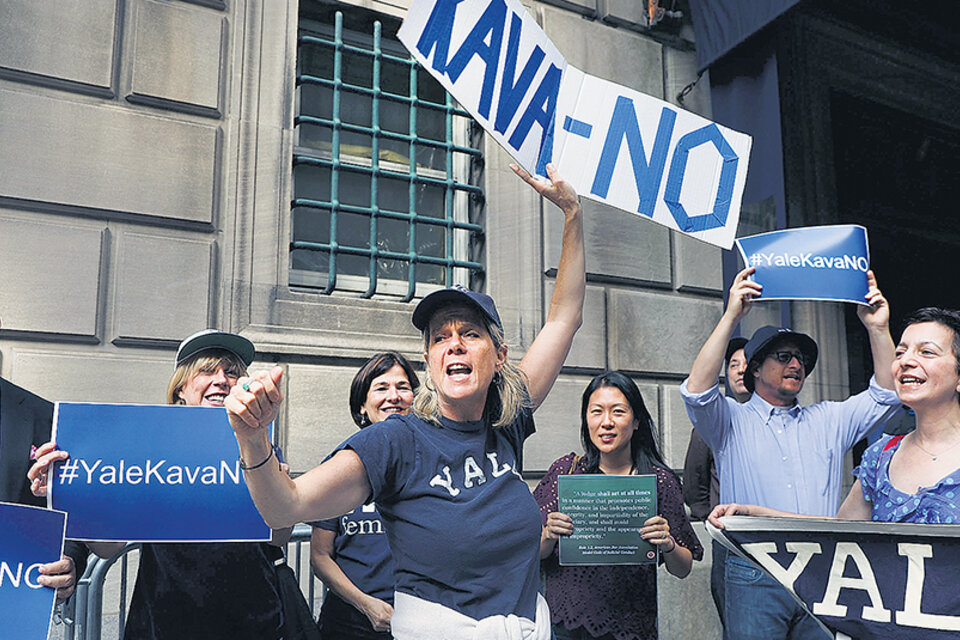 Ex alumnos de Yale protestan contra la nominación del juez Kavanaugh a la Corte Suprema. (Fuente: AFP)