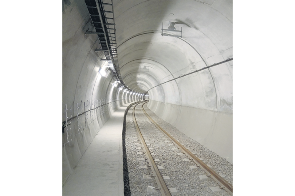 Túnel de la extensión de la Línea E.