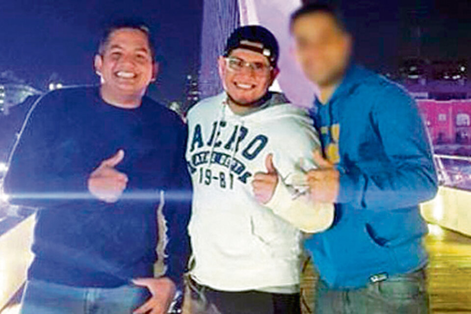 Los hermanos Puleo Artigas presentaron un video donde se ve cuando los para la policía y ellos se entregan.