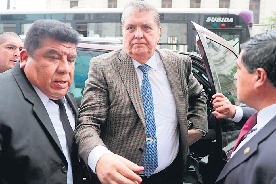 García, ayer a su llegada a la fiscalía para declarar, poco antes de pedir asilo a Uruguay.