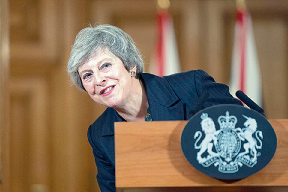 La primera ministra británica Theresa May dio ayer una conferencia de prensa para explicar su preacuerdo de Brexit. (Fuente: EFE)
