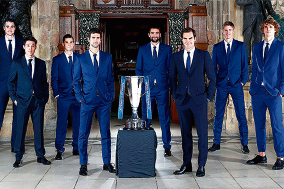 Novak Djokovic y Roger Federer, y el resto de los jugadores del Masters.