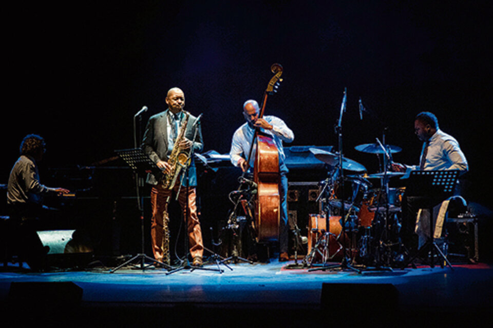 Branford Marsalis y sus músicos mostraron el arte del cuarteto de jazz, clásico y perfecto.