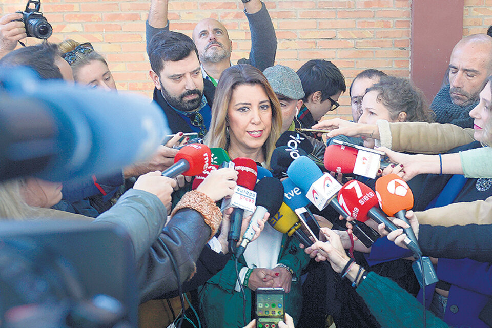 Susana Díaz llamó a todos los partidos a parar a la extrema derecha.