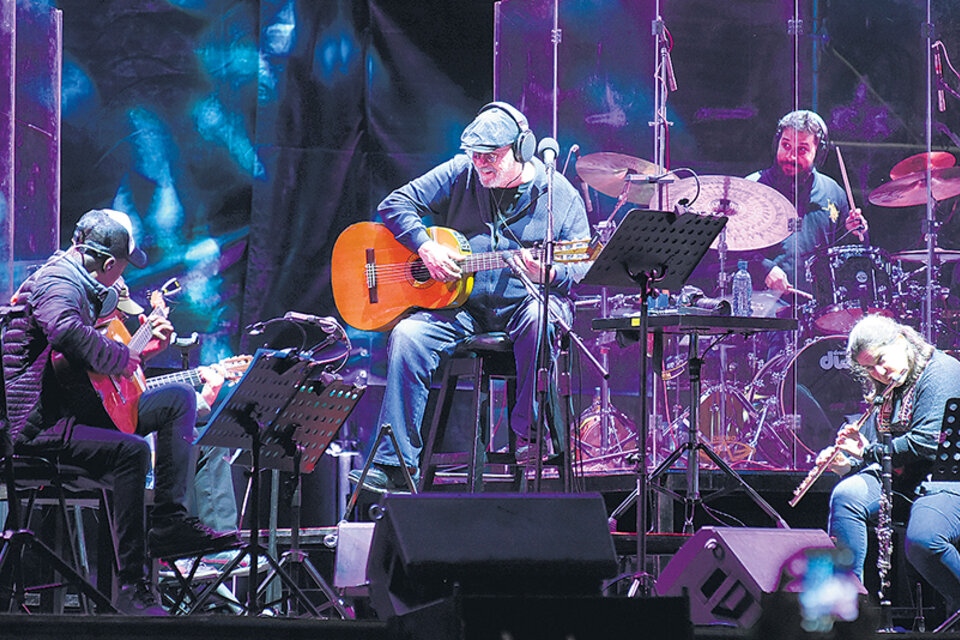 Silvio Rodríguez convocó a cien mil personas en su concierto gratuito en Avellaneda. (Fuente: Marisela Mengochea)