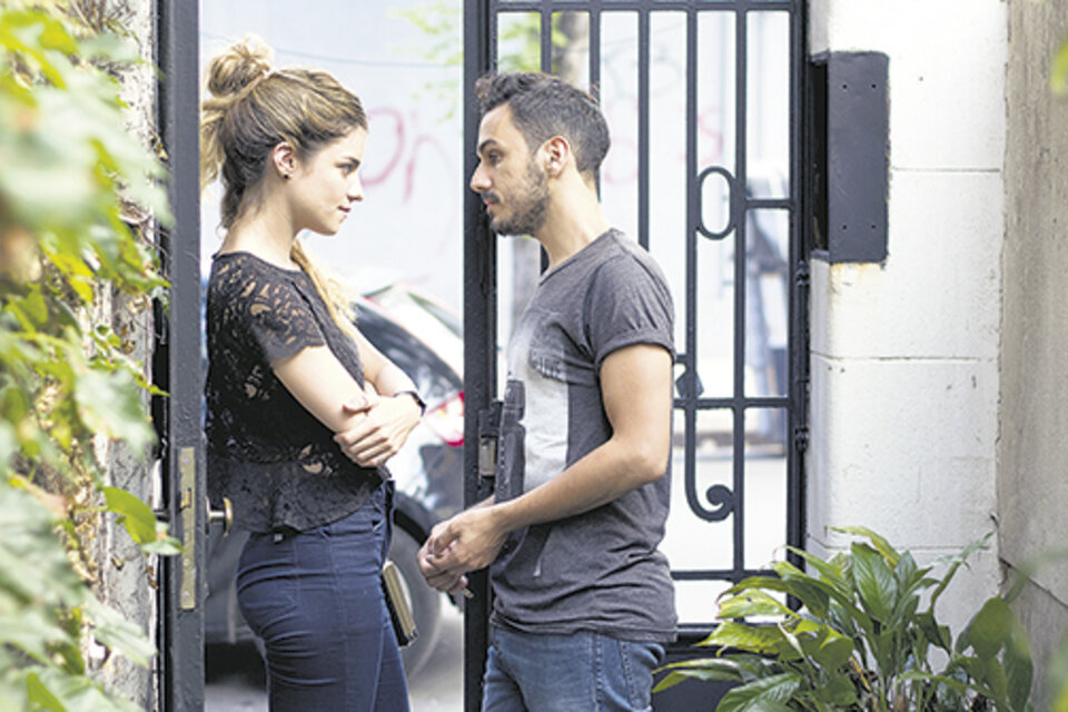 Malena Sánchez y Martín Slipak se lucen en Media hora, de Sebastián Rodríguez.