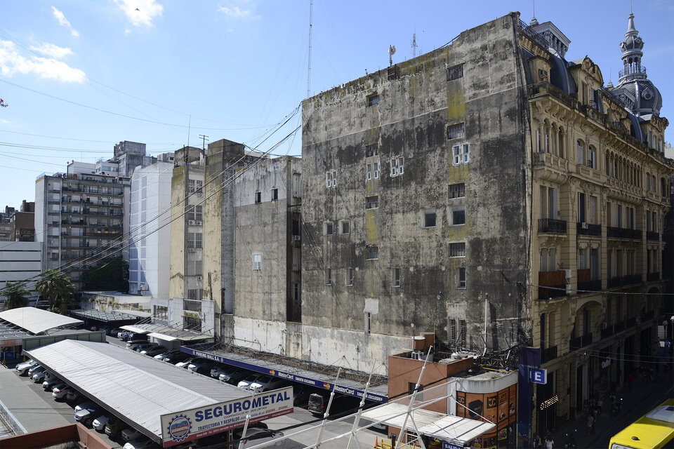 Este es el predio donde se hubicarían las grandes torres que deben ser autorizadas por el Concejo Municipal. (Fuente: Andres Macera)