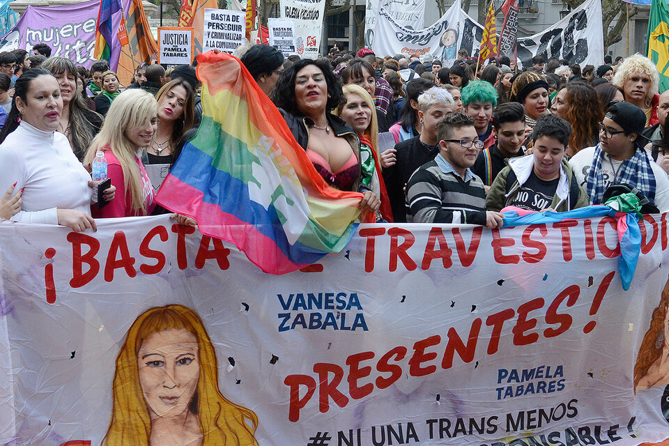 El travesticidio de Vanesa Zabala se convirtió en bandera de lucha en distintas marchas. (Fuente: Andres Macera)