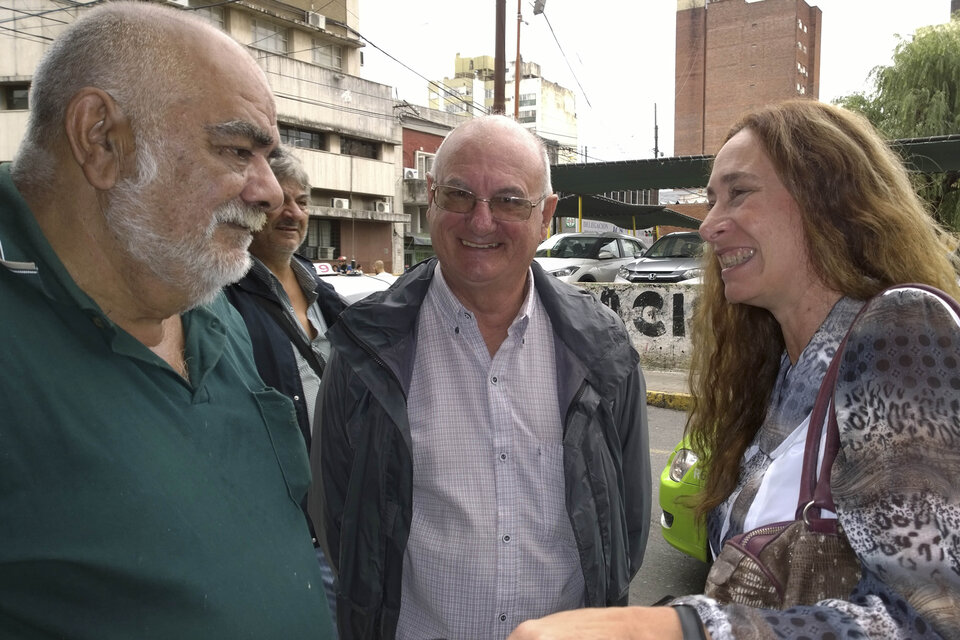 "Tenemo" cuando salió de declarar en el juicio por Coronda, junto a la abogada Lucila Puyol.