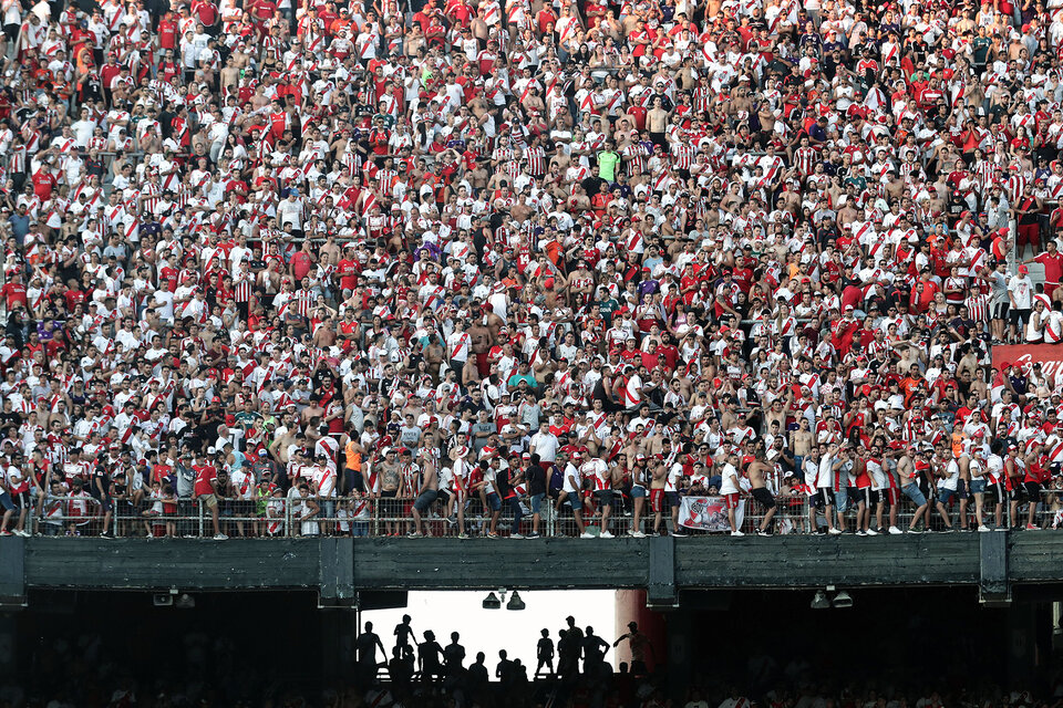 Tras volver a primera división, River se corrió del mote de "gallina" que le habían endilgado. (Fuente: AFP)