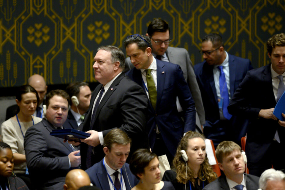 Pompeo se retira tras hablar ante el Consejo de Seguridad. (Fuente: AFP)