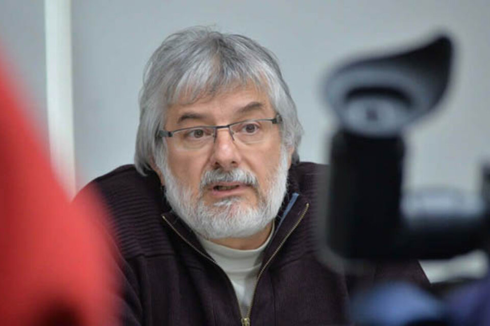 Sánchez, el físico que mandó una carta por la disertación de Ludovica Squirru. (Fuente: Laura Toso/Barilocheopina.com)