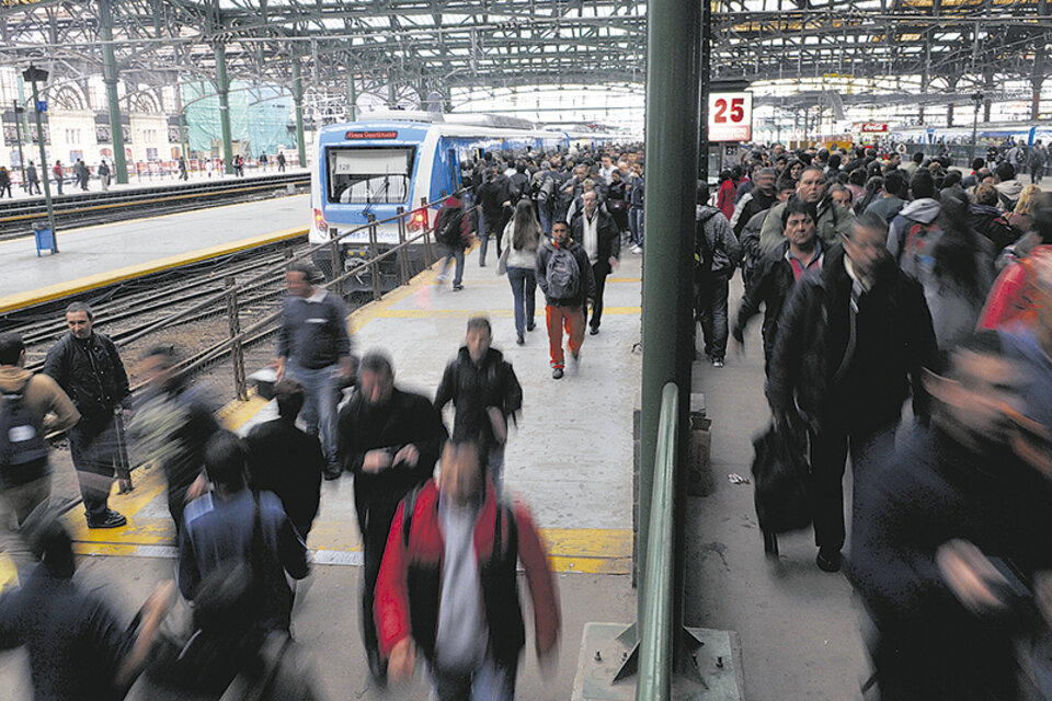 La tarifa de los trenes subirá hasta el 42 por ciento entre enero, febrero y marzo. (Fuente: Pablo Piovano)
