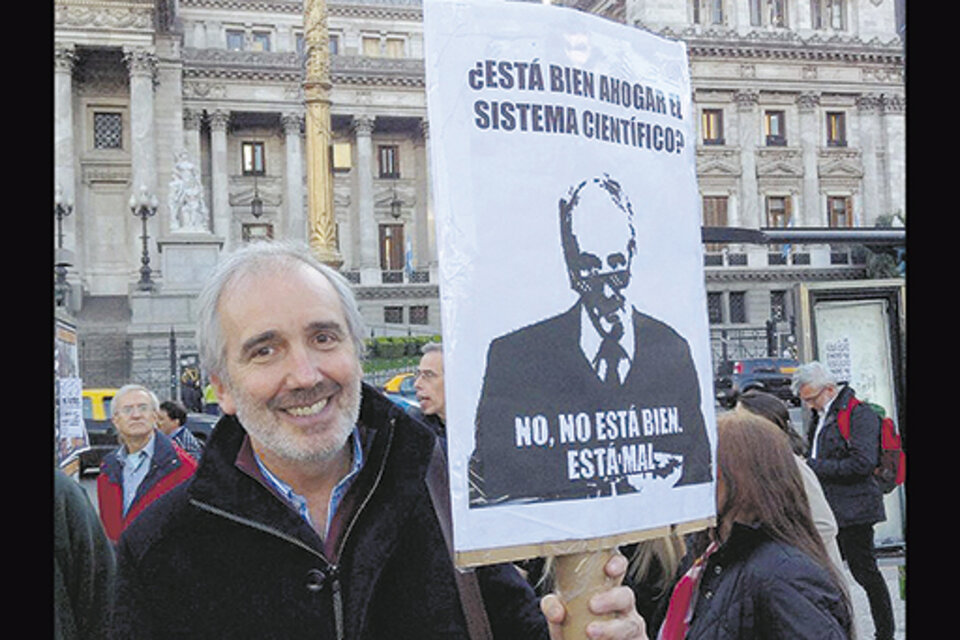 “Hay científicos que iban a volver al país y ahora no lo van a hacer”, dijo Kornblihtt.