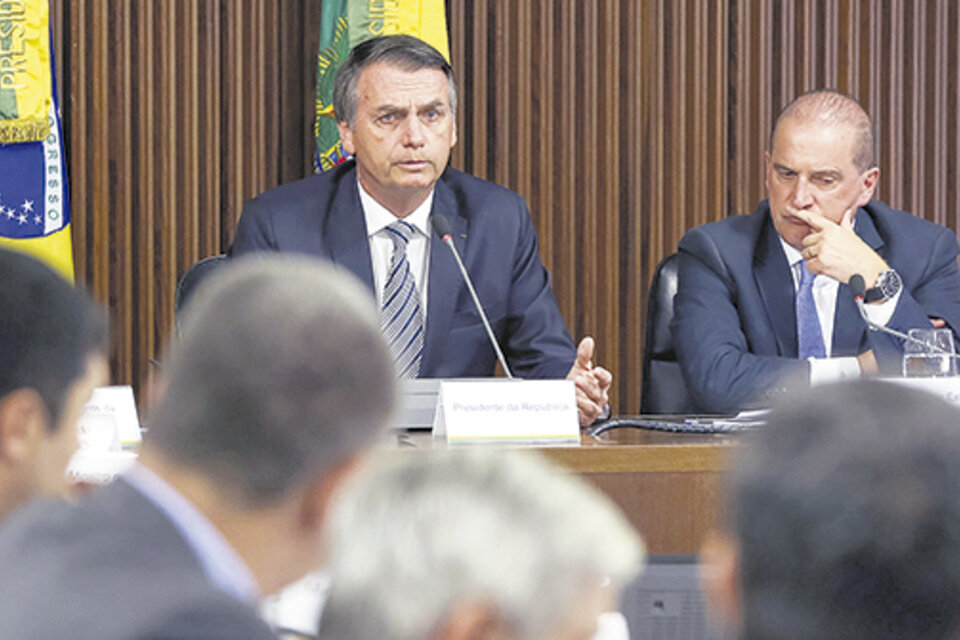Bolsonaro tuvo su primera reunión con su gabinete en el Palacio del Planalto.