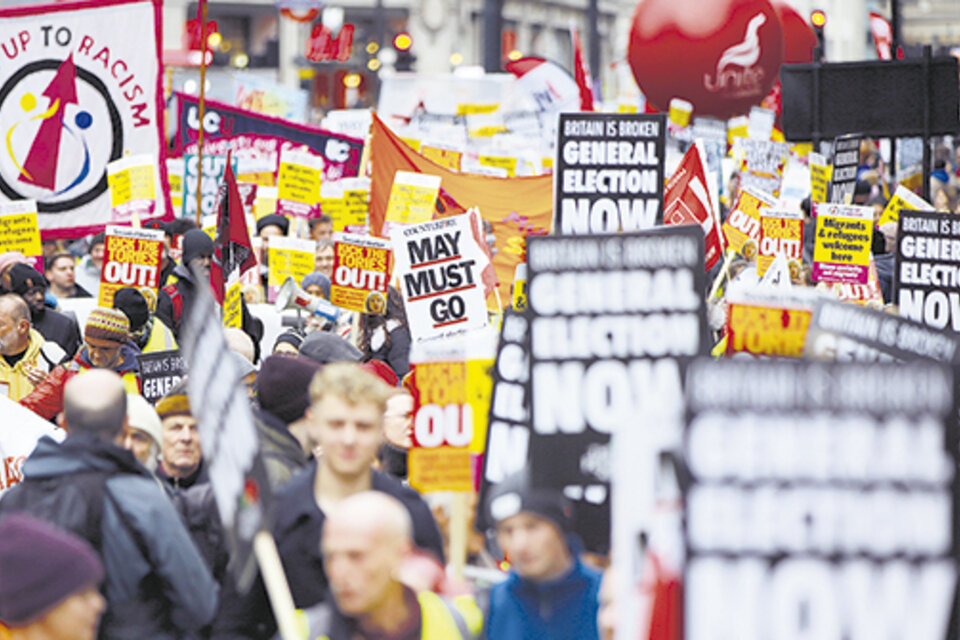 El laborismo sindical es pro Brexit, pero la base juvenil en las ciudades quiere a la Unión. (Fuente: AFP)