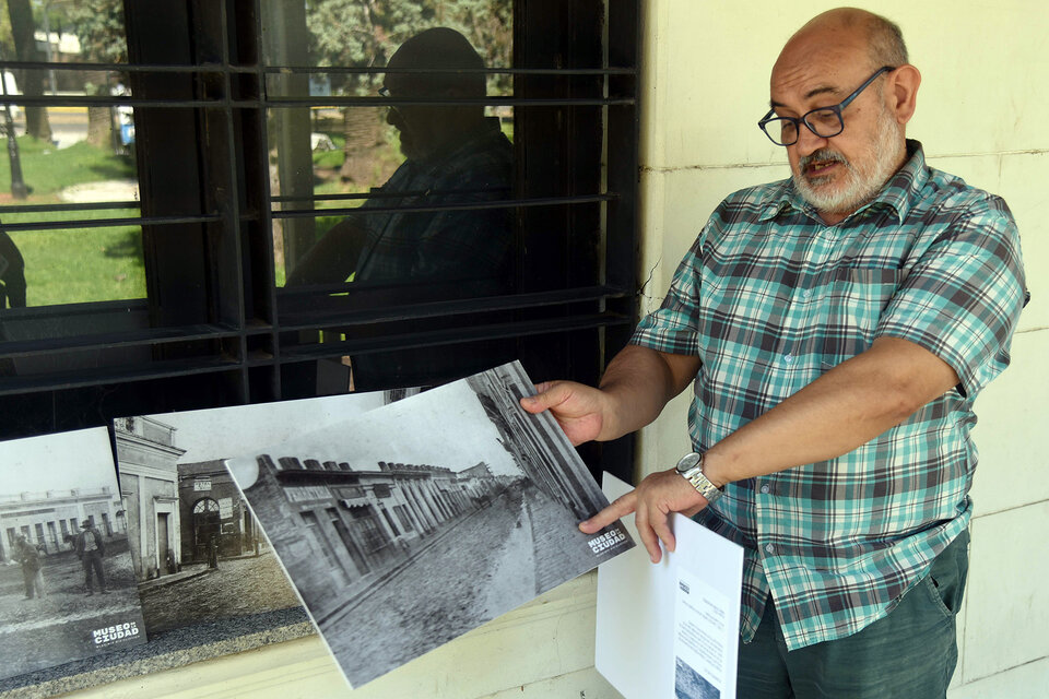 "Nuestro objetivo es que la valija sea un disparador", propone Ernesto Aguirre, jefe del Servicio Educativo. (Fuente: Silvio Moriconi - Municipalidad de Rosario)