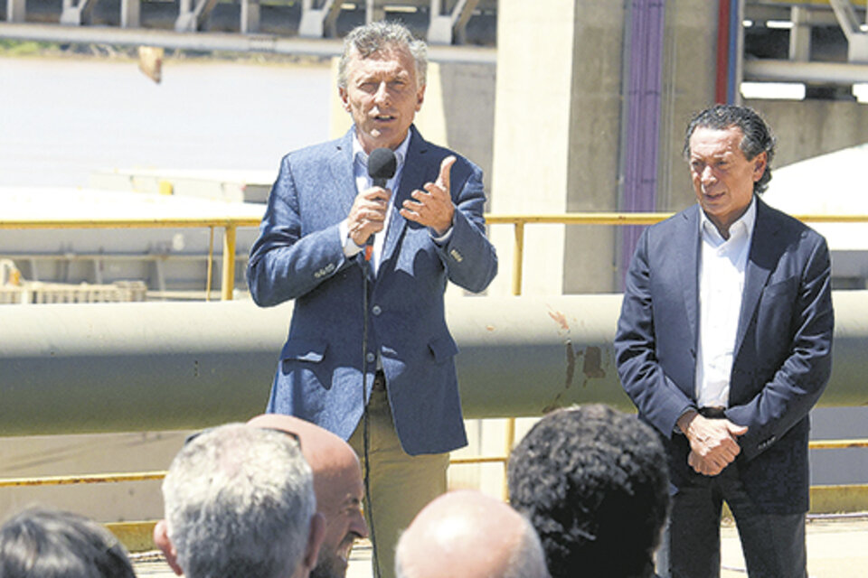 El presidente Macri hizo el anuncio en la sede de la empresa Renova, dedicada al procesamiento de soja. (Fuente: Télam)