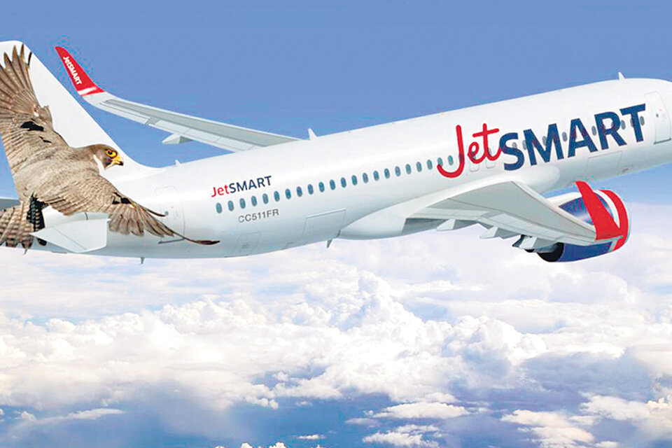 Jetsmart tiene detrás el respaldo de Indigo Partners LLC, un fondo de inversión de Phoenix, Arizona.
