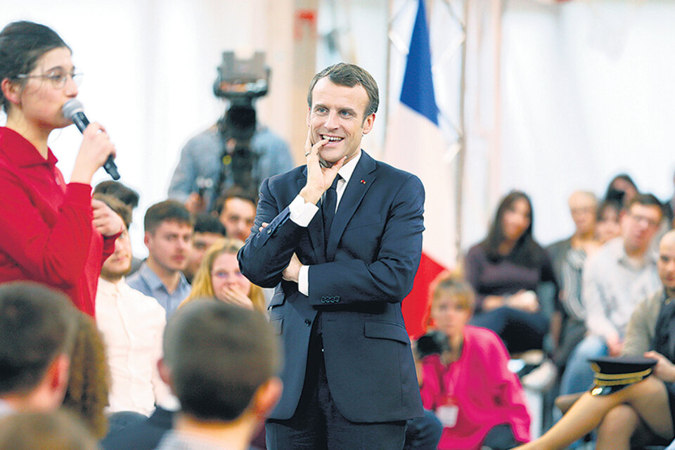 Con el “pass culture”, Emmanuel Macron cumple con una de sus promesas de campaña. (Fuente: AFP)
