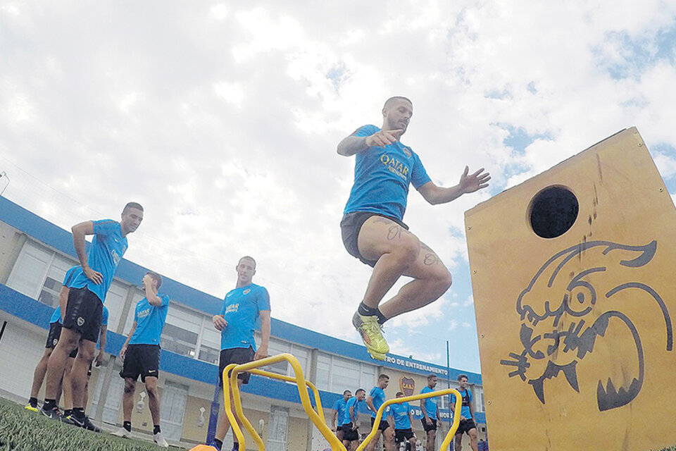 Darío Benedetto ve chances de saltar a la punta de la Superliga si Boca gana todos los partidos. (Fuente: Prensa Boca)