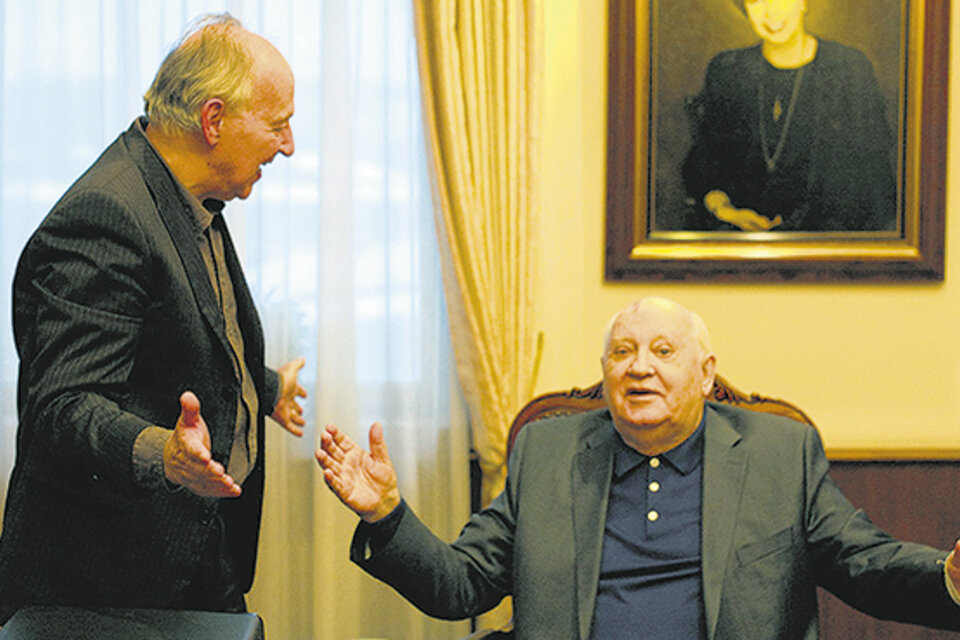 “Me acerqué a Gorbachov sin ideas preconcebidas, con curiosidad y con una gran simpatía por su papel en la reunificación alemana”, dice Herzog.