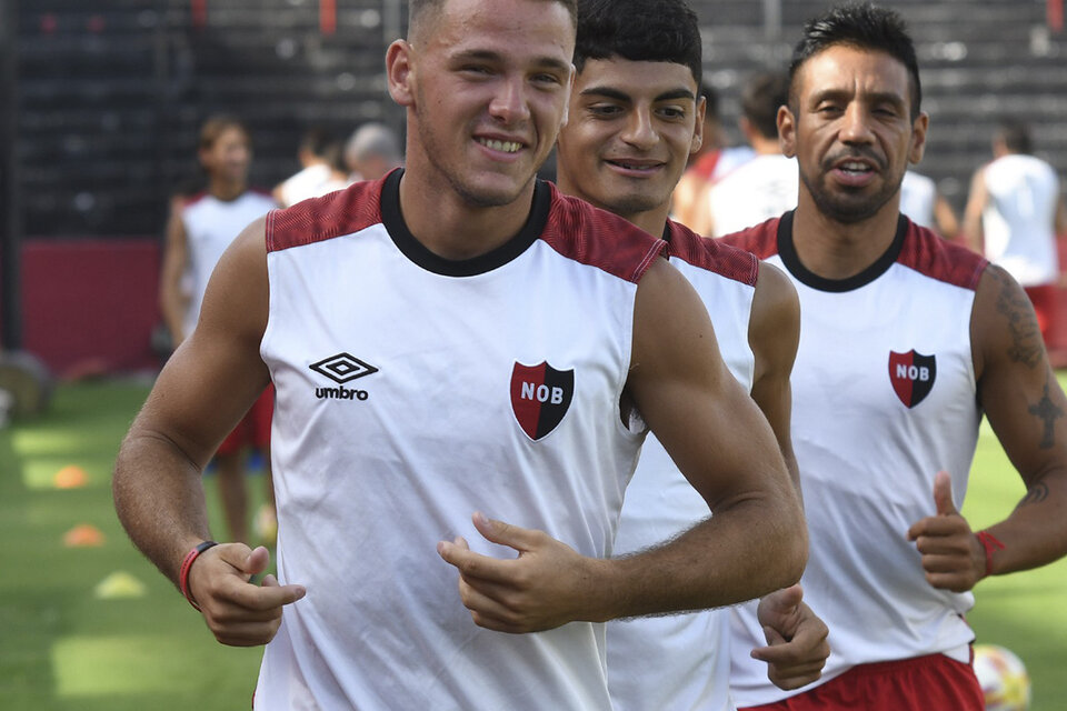 Alexis Rodríguez jugará desde hoy desde el principio. (Fuente: Prensa Newell's.)