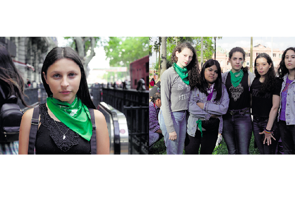 Sol, 16 años, estudiante de una escuela técnica. Florencia junto a sus amigas, todas de Río Gallegos.