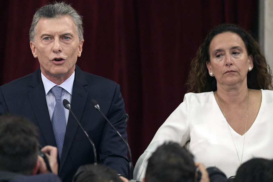 Macri junto a Michetti durante el discurso. (Fuente: AFP)