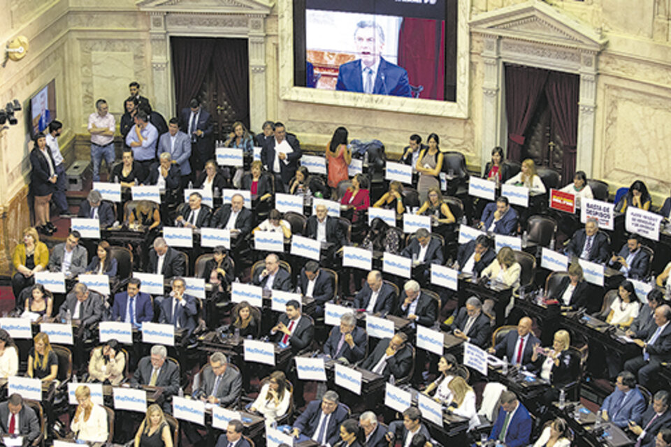 Los diputados y senadores de la oposición coincidieron en criticar el discurso del presidente Macri. (Fuente: Joaquín Salguero)