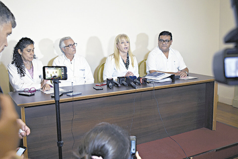 De izquierda a derecha, Elizabeth Avila, Gustavo Vigliocco y Rossana Chahla. (Fuente: Juan Pablo Sánchez Noli)