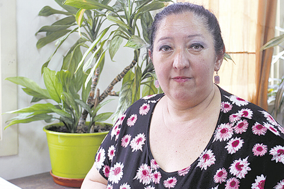 Carla Martínez, de la Cooperadora del Normal 4