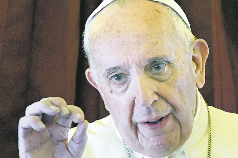 “Quien levanta un muro termina prisionero del muro”, dijo el Papa a la cadena española. (Fuente: AFP)