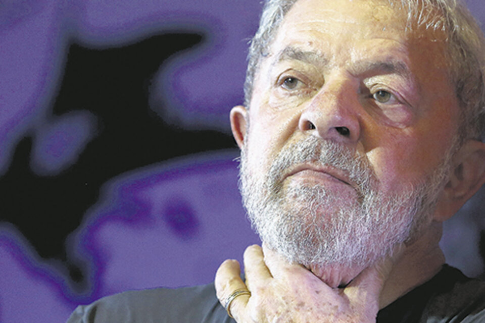 “La fuerza que me hace resistir viene de ustedes”, dijo Lula. (Fuente: AFP)