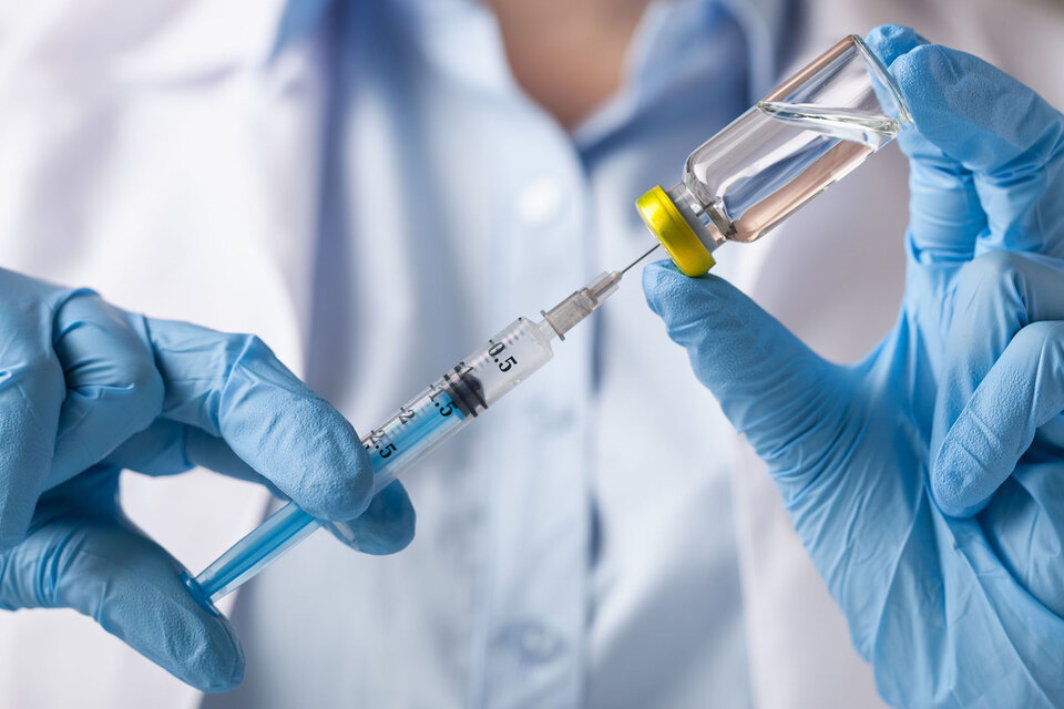 Los centros de vacunación se van quedando sin dosis y ya no tienen para reponer