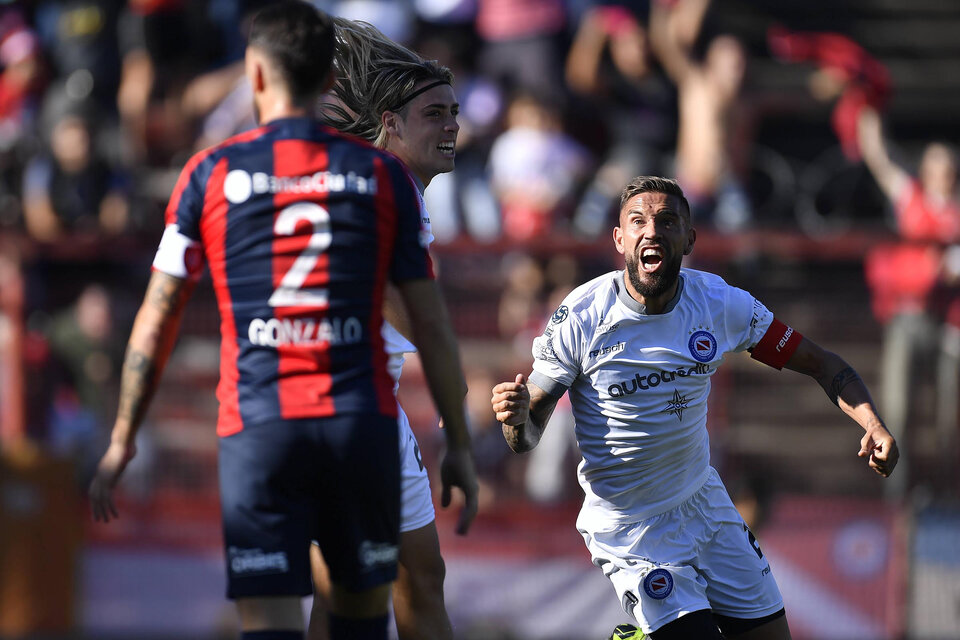 San Lorenzo buscará revertir la serie contra Argentinos, que ganó 1-0 con gol de Torrén en La Paternal.