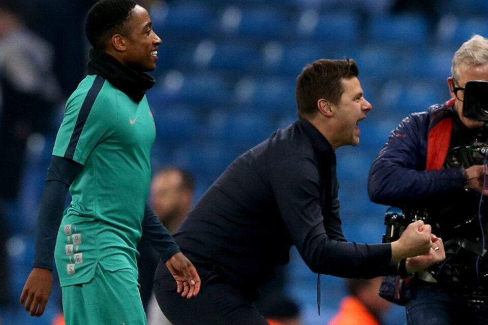 Mauricio Pochettino festeja la clasificación del Tottenham. (Fuente: EFE)